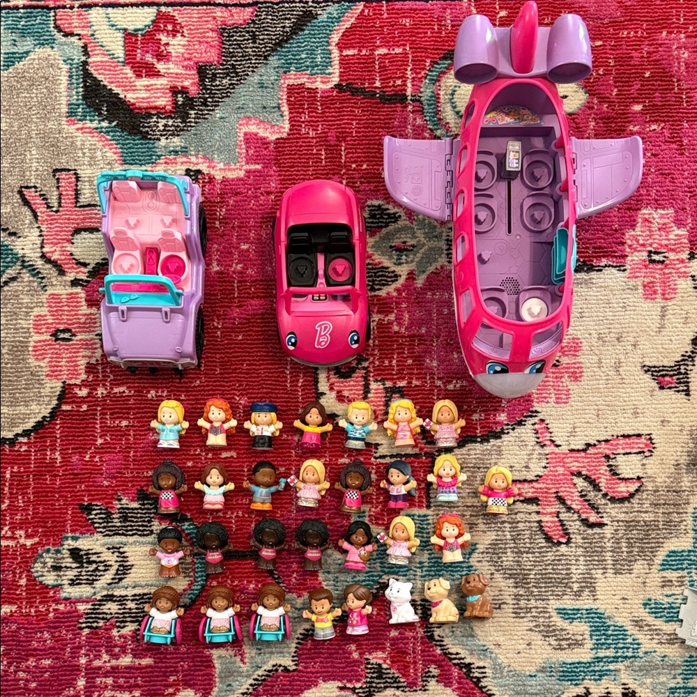 MASSIVE LITTLE PEOPLE BARBIE LOT!
